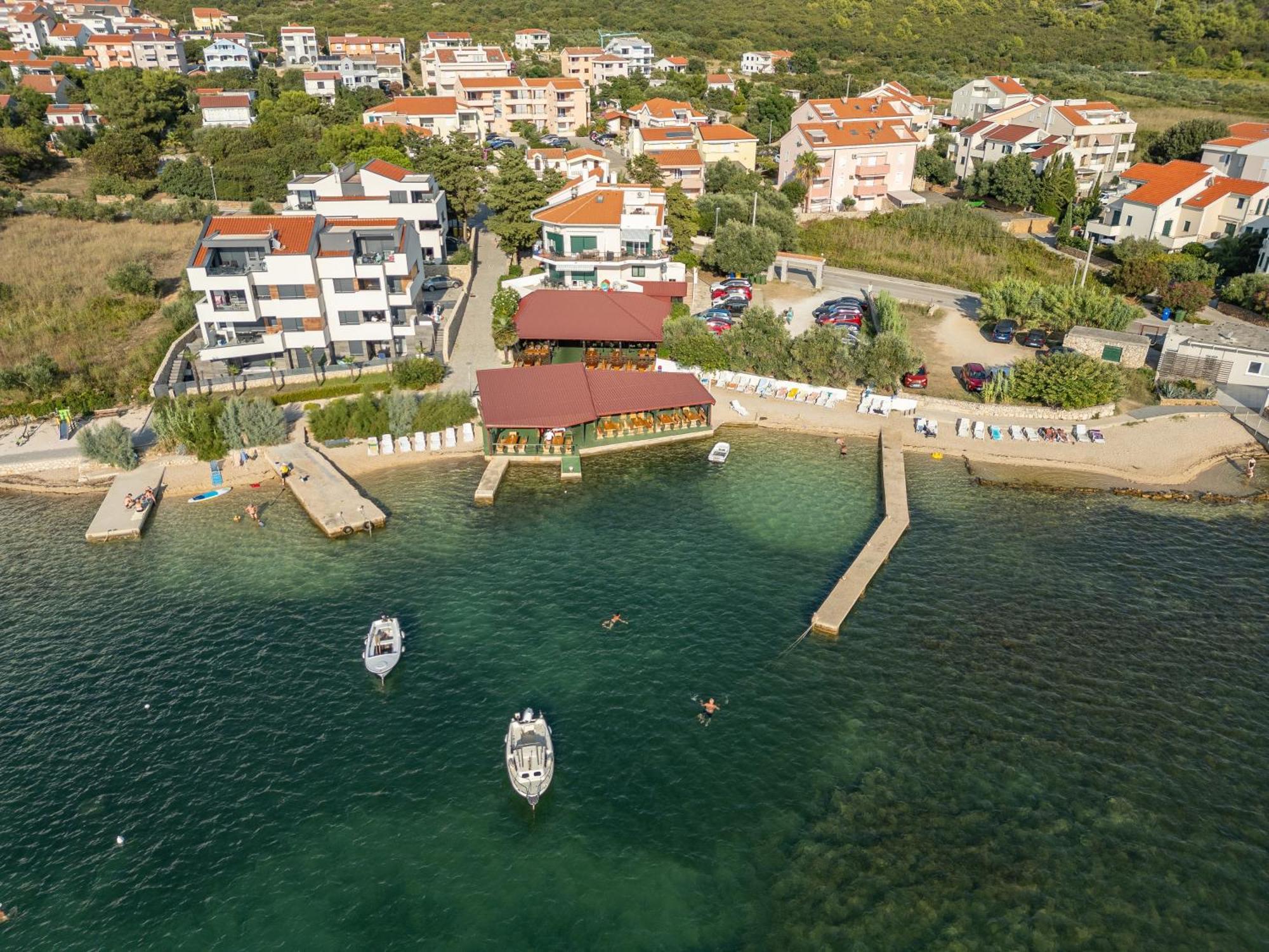 Apartments By The Sea Stara Novalja, Pag - 9710 外观 照片